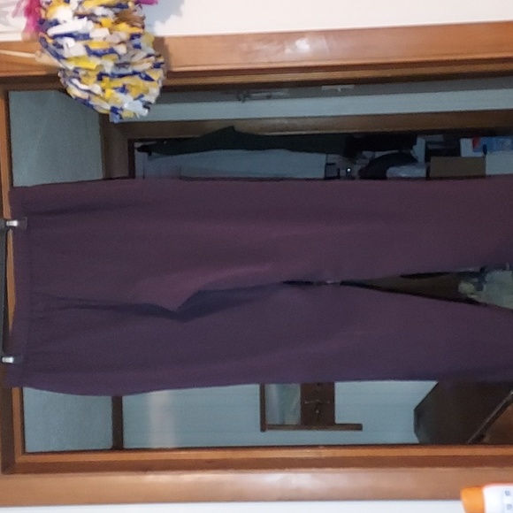 Briggs New York Dress Pants. - Picture 2 of 3